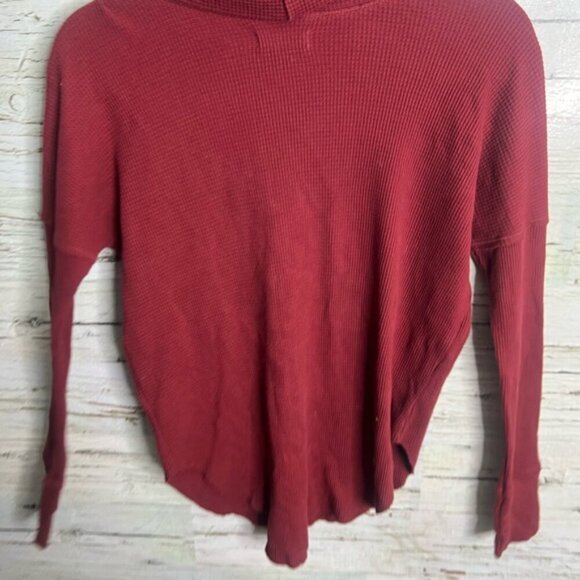 Aritzia Tna Thermal Cowlneck Waffle Knit red size xxs - Picture 6 of 7